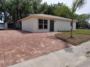 1968 24th St, Sarasota, FL 34234