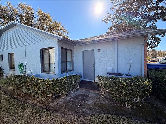 5th image of 11614 Rose Tree Dr