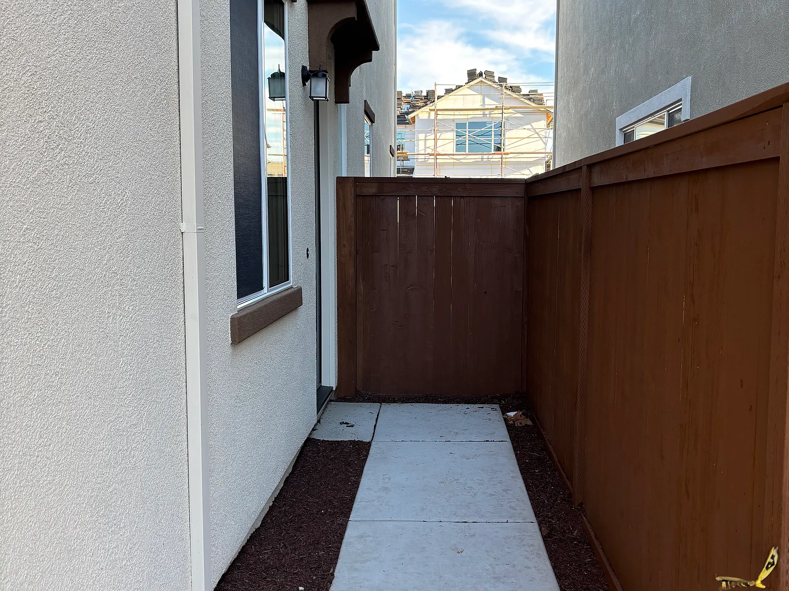 5033 Marshmallow Dr — Photo 2