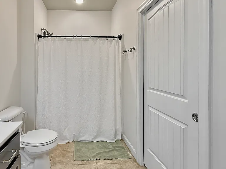 Full downstairs bath