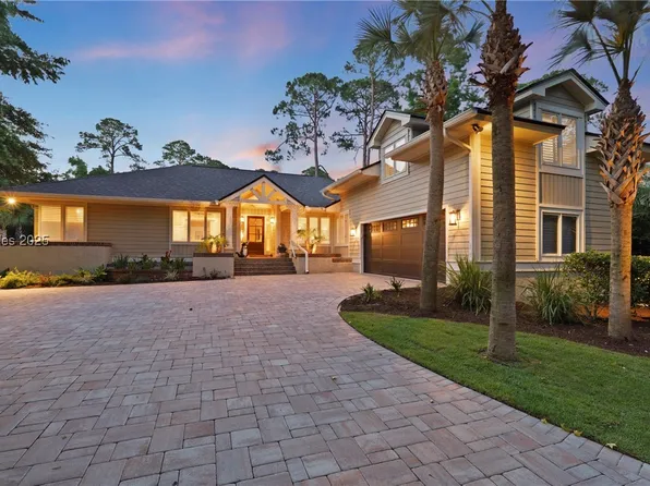 6 Pendergrass Ct, Hilton Head Island, SC 29928