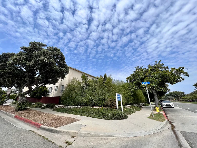 401 San Vicente Blvd #D — Photo 27