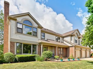 2302 Birchwood Ct N, Buffalo Grove, IL