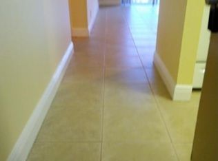 5221 Geneva Way APT 307, Doral, FL 33166