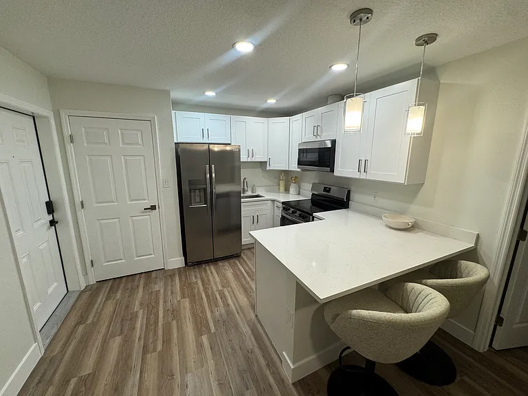 13368 1st St E #2 — Photo 6