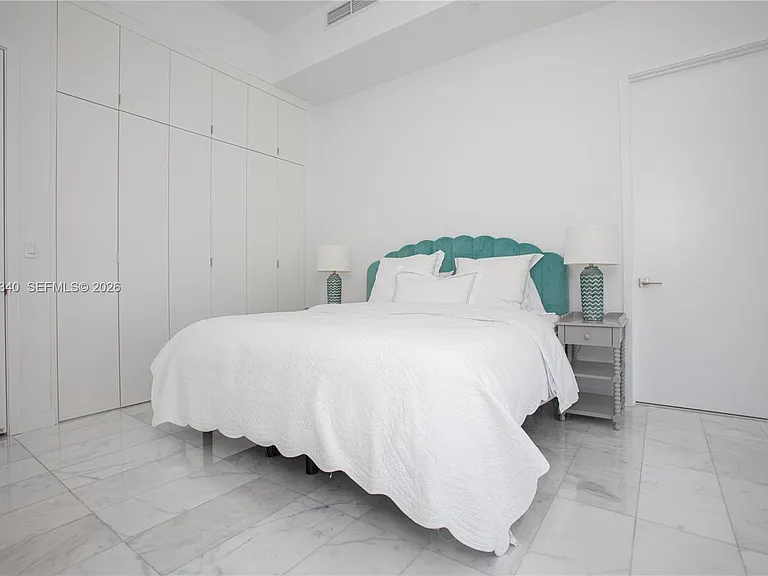 2821 S Bayshore Dr #20D — Photo 19