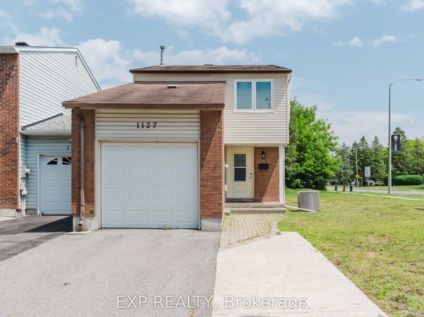 1127 Avignon Ct, Ottawa, ON K1C 2M2