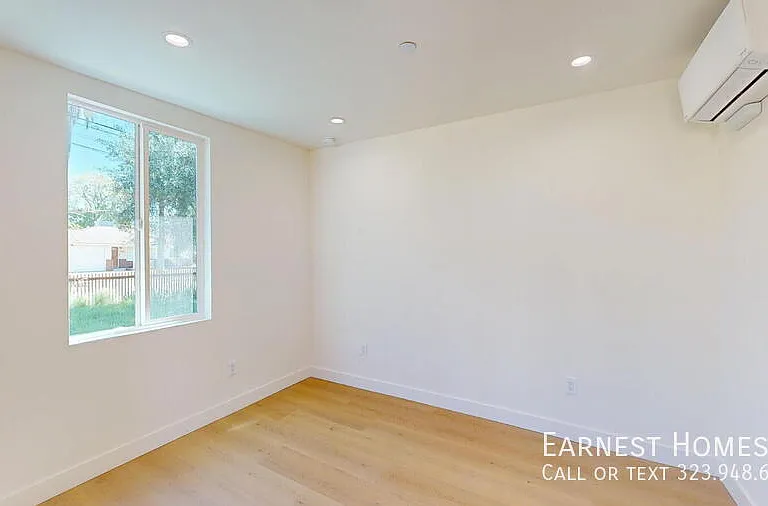 6443 Satsuma Ave — Photo 4