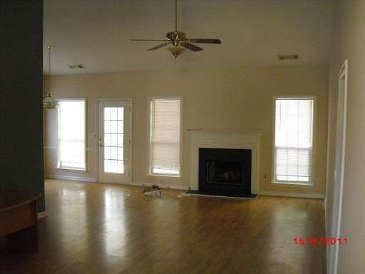 3rd image of 1615 Concord Meadows Dr SE