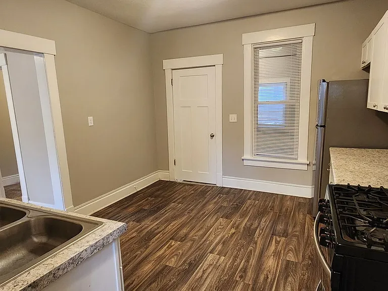 1364 Idaho St — Photo 3