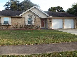 3147 Hardwood Dr, Port Neches, TX 77651