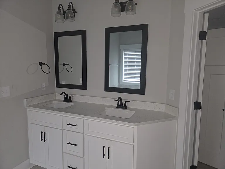 413 Tallahatchie Dr — Photo 10