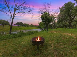 1215 Democrat St, Blanco, TX 78606