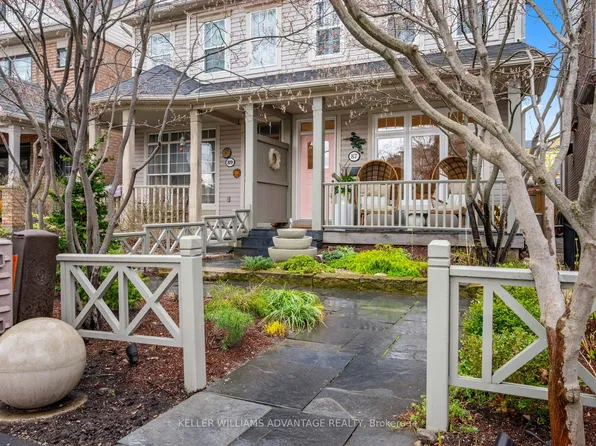 87 Boardwalk Dr, Toronto, ON M4L 3X9