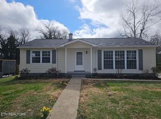 157 Athens Rd, Oak Ridge, TN 37830