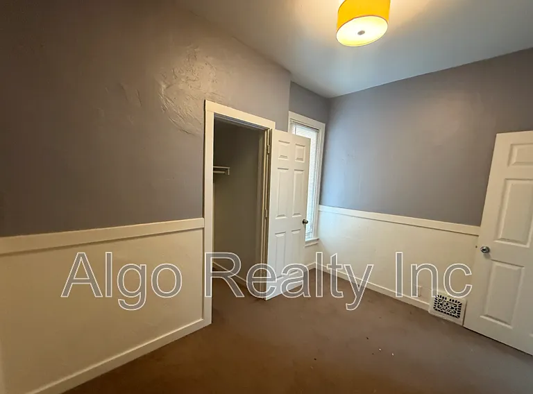 690 Lowry Ave NE #1 — Photo 5