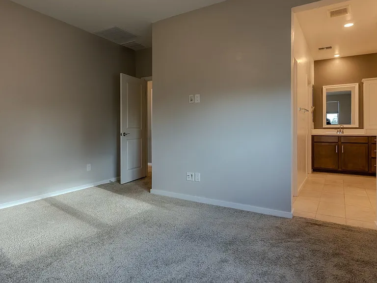 1111 W Diamondback Dr — Photo 20