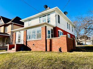 522 Denver St #1, Waterloo, IA 50702