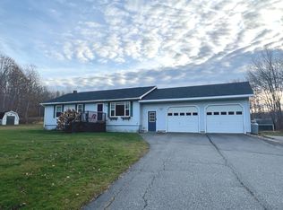 72 Main St, Vassalboro, ME 04989