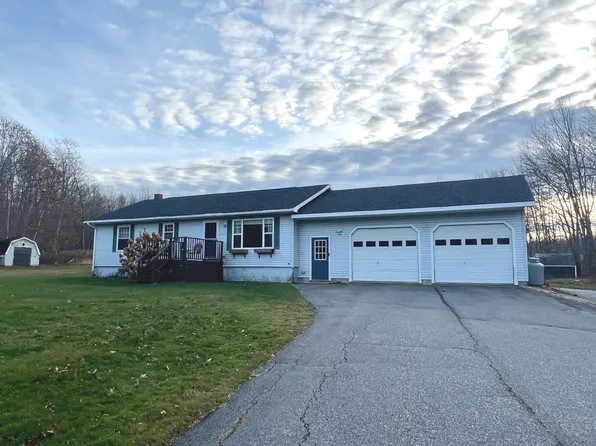 72 Main Street, Vassalboro, ME 04989