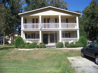 42 Hill Top Rd, Huntsville, TX 77320