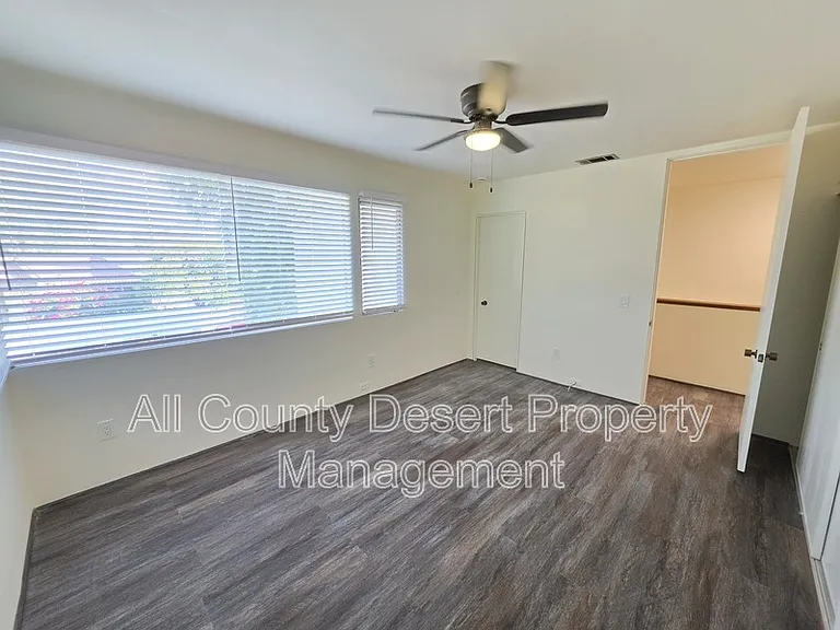 2504 N Whitewater Club Dr #C — Photo 8