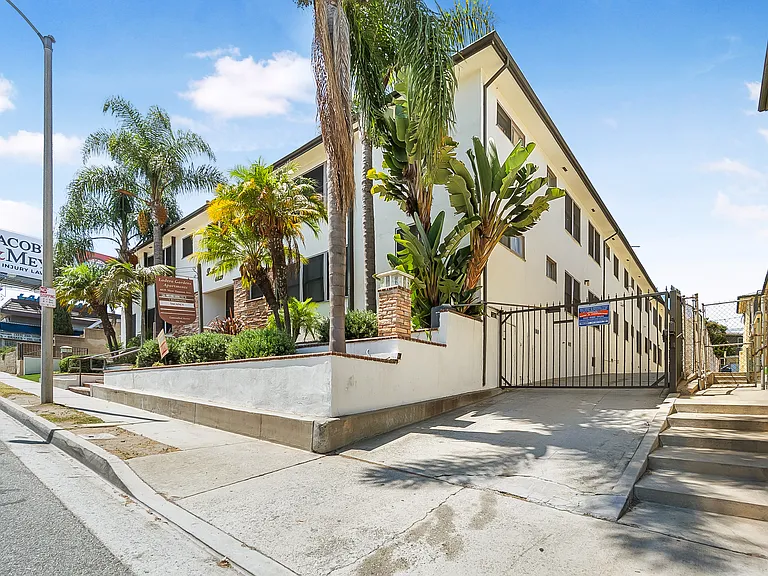 4839 W Slauson Ave — Photo 2