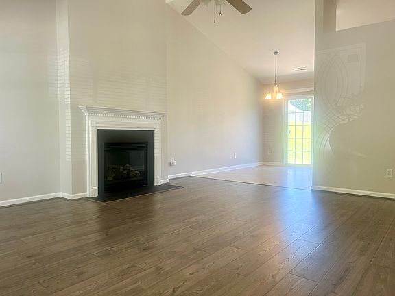 2nd image of 5935 Bluestem Cir
