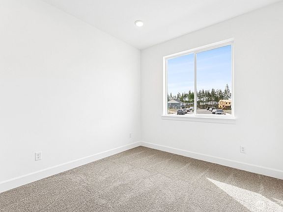 5th image of 20336 150th Street E #588