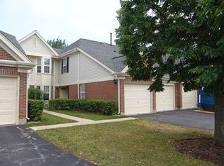 1204 Churchill Ct #1, Buffalo Grove, IL 60089