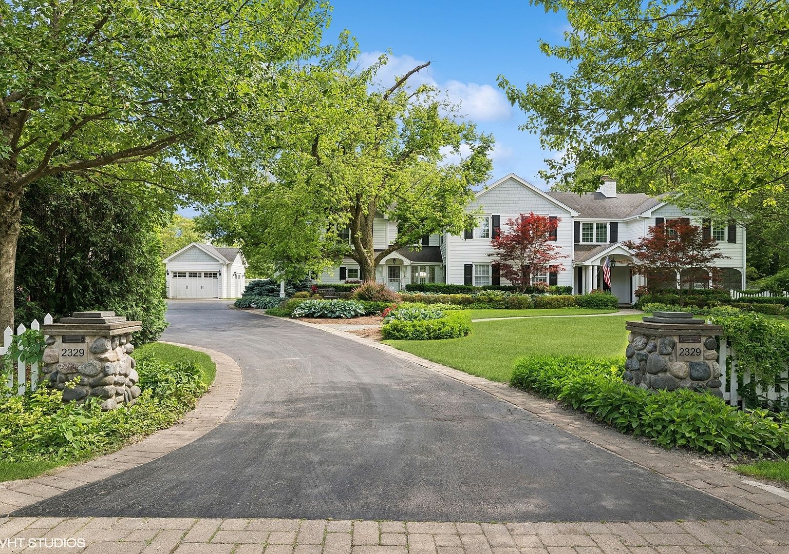 2329 Clover Ln, Northfield, IL 60093 | Zillow