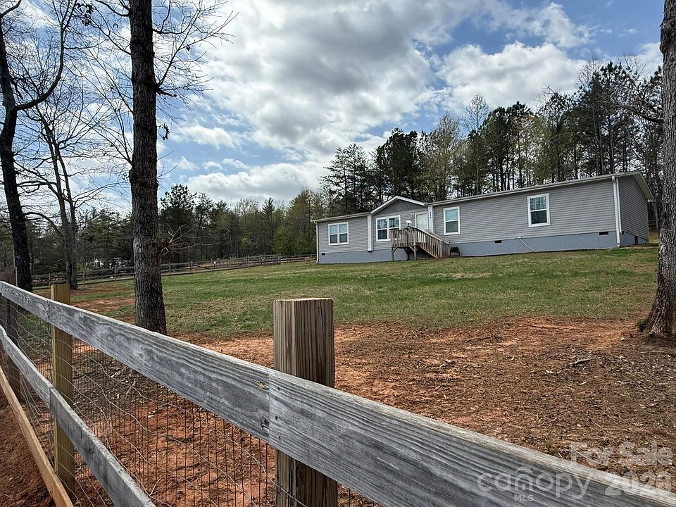1st image of 288 Walker Rd