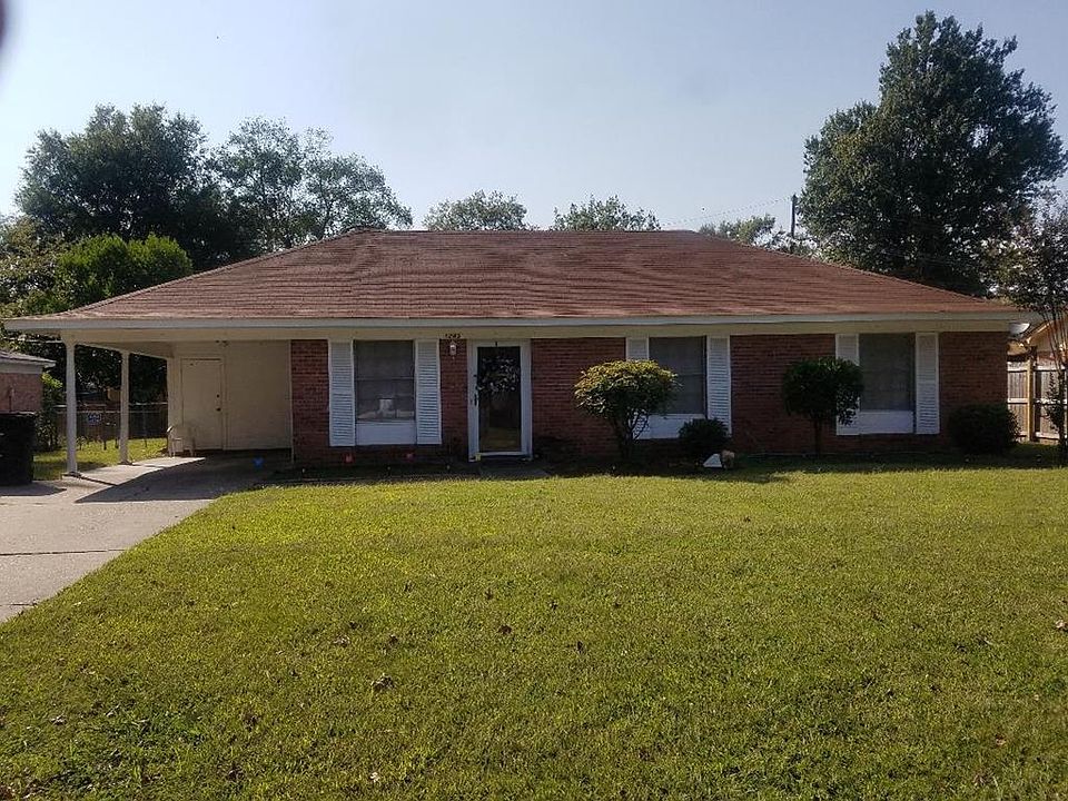 1st image of 1245 Park Lane Dr