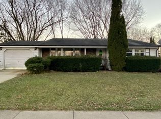 785 Bernard Dr, Buffalo Grove, IL 60089