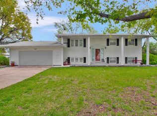 506 N Locust St, Whitewater, KS 67154