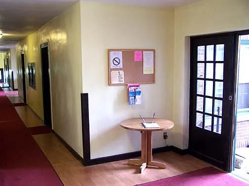 1 bed, 480 sqft, $725 — Photo 2