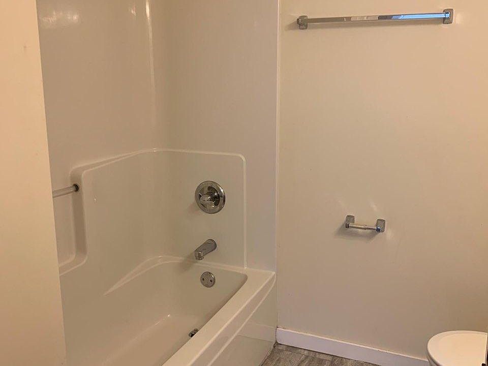 1st image of 1518 119th St Unit 207
