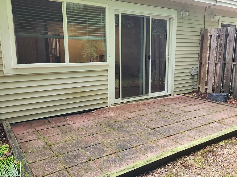 220 Elizabeth St #A21 — Photo 22