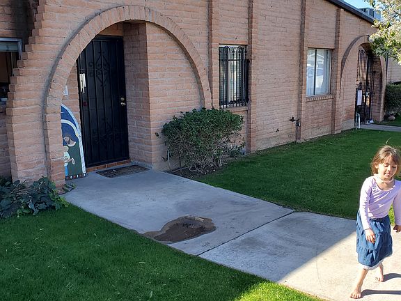Front of the condo.