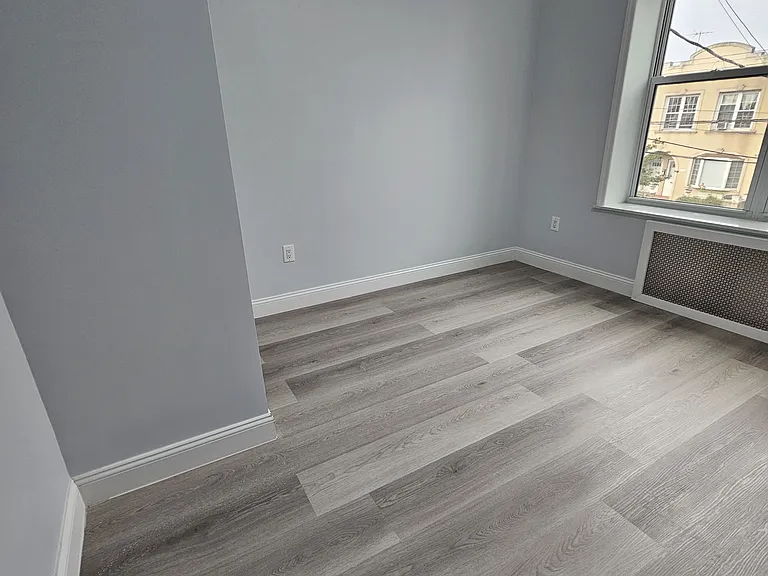 1724 W 13th St #1F — Photo 17