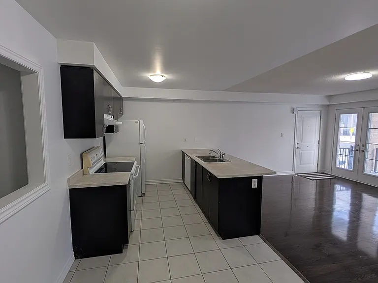 200 Veterans Dr #91 — Photo 5