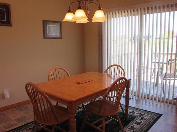 5th image of 125 Kreekview Dr