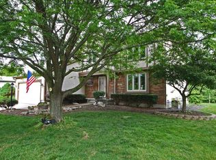 860 Elgin Cir, Pickerington, OH 43147