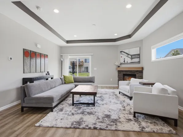 1458 Primrose Dr SE, Altoona, IA 50009