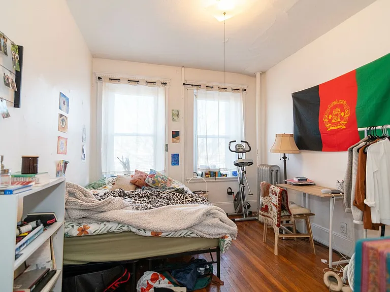 48 Brighton Ave #9 — Photo 5