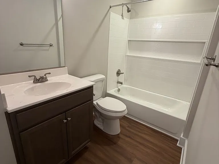 460 Highland Ave #B — Photo 10