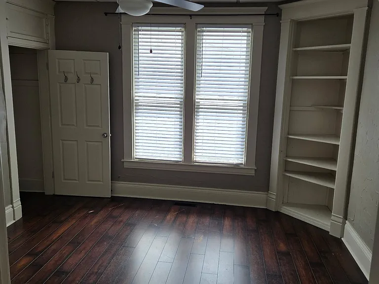221 W Main St #221 — Photo 5