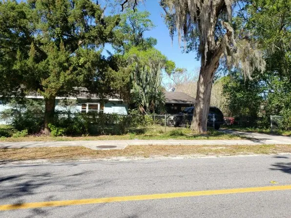 1413 E Voorhis Ave, Deland, FL 32724