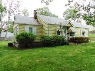 2565 Newton St, Lake Station, IN 46405