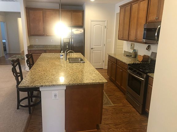 5th image of 7110 Holly Berry Ln